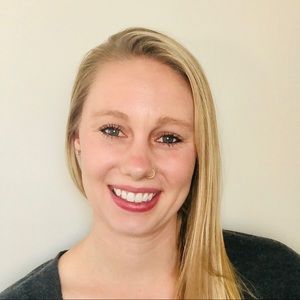 Meet your Posher, Liz